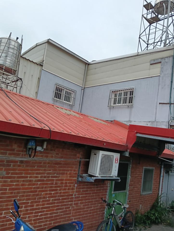 鐵皮屋頂案件圖片