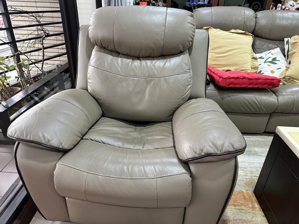 沙發修理案件圖片