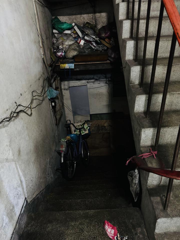 樓梯扶手案件圖片