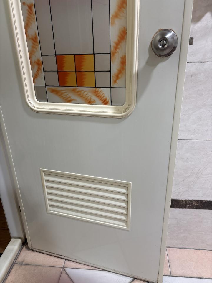 浴室門案件圖片