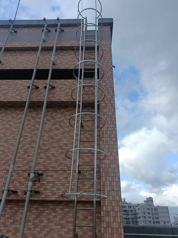 水塔漏水維修案件圖片