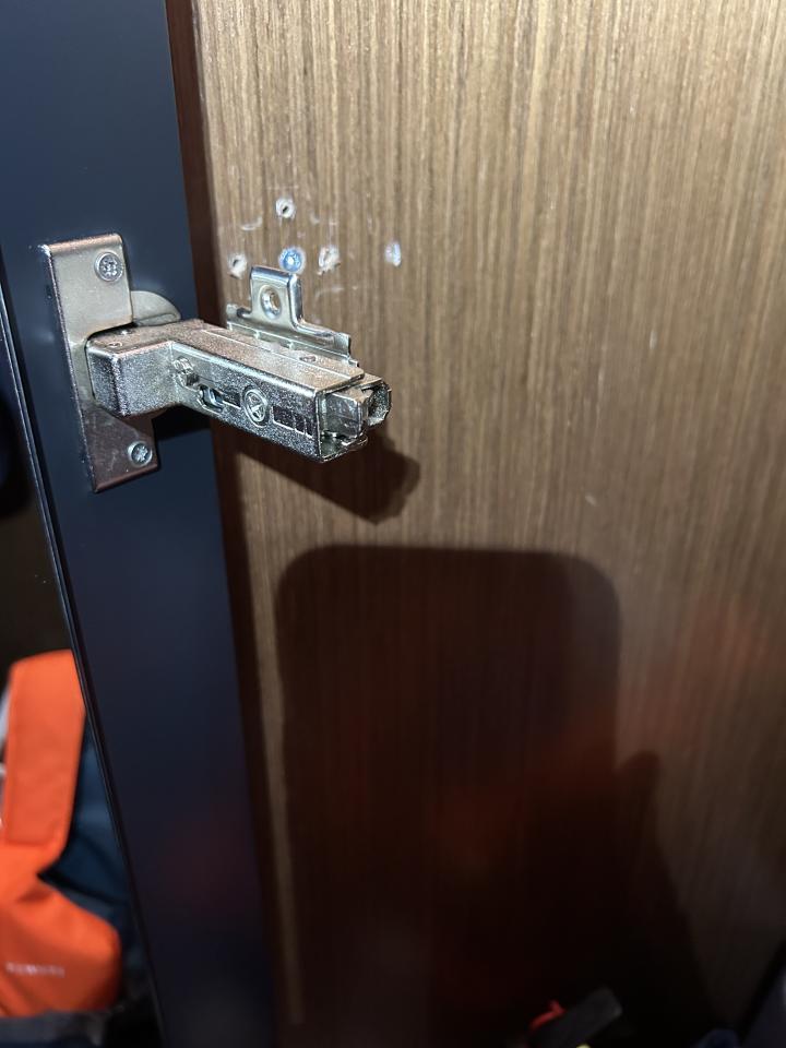 櫥櫃門片更換案件圖片