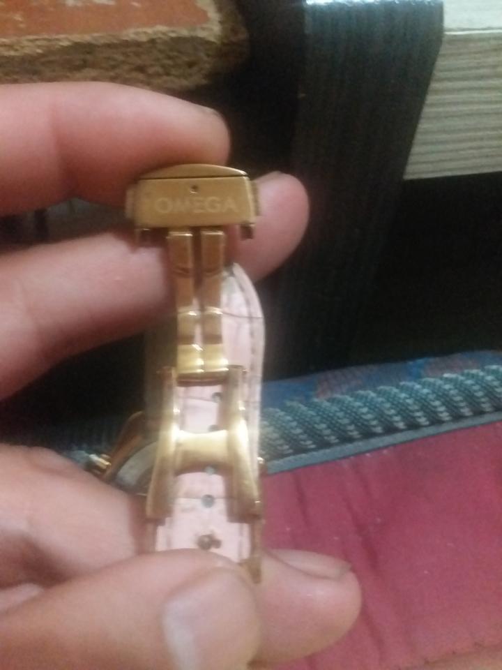 鐘錶行案件圖片