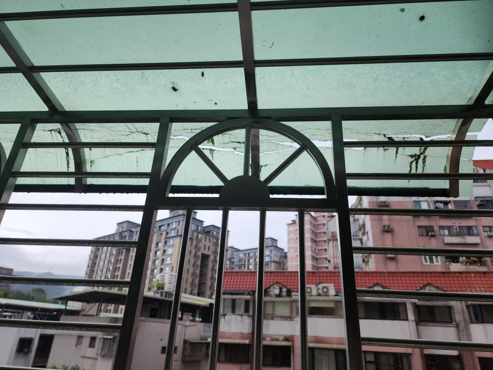 採光罩案件圖片