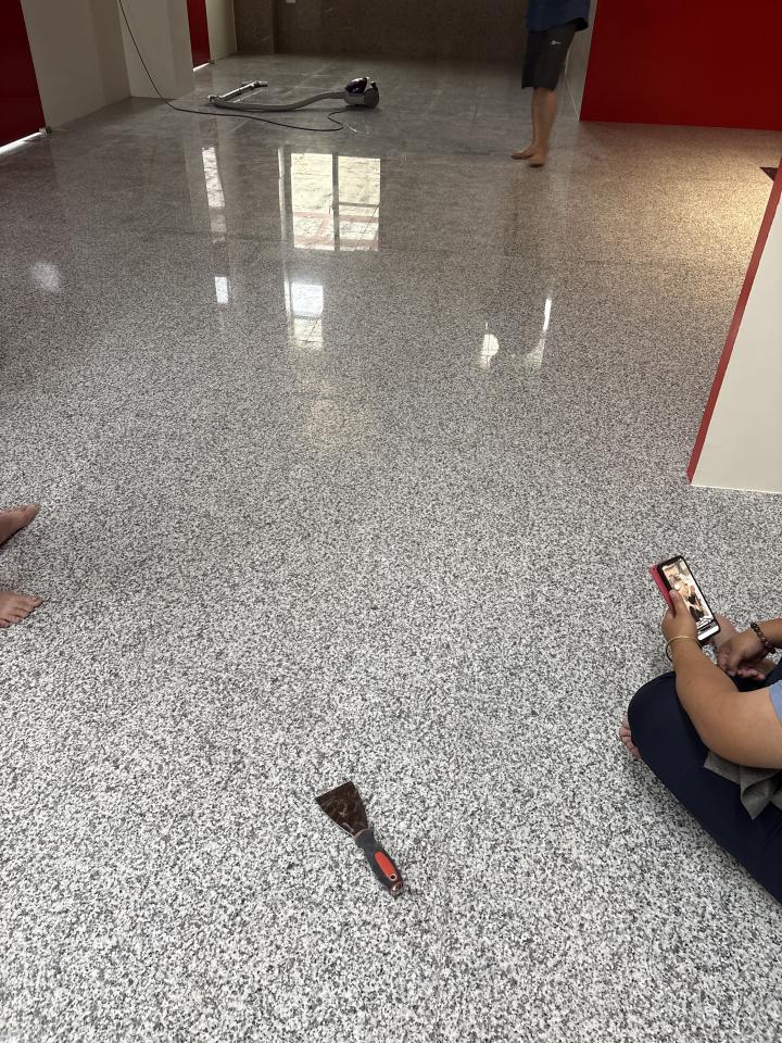 地板拋光打蠟案件圖片