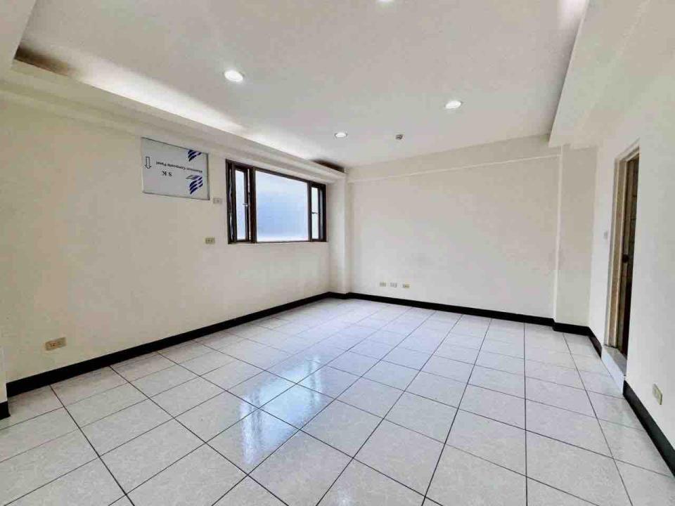 窗簾安裝維修案件圖片