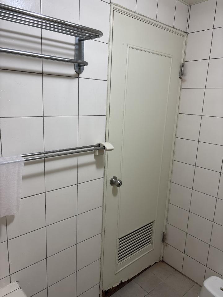 門片安裝案件圖片