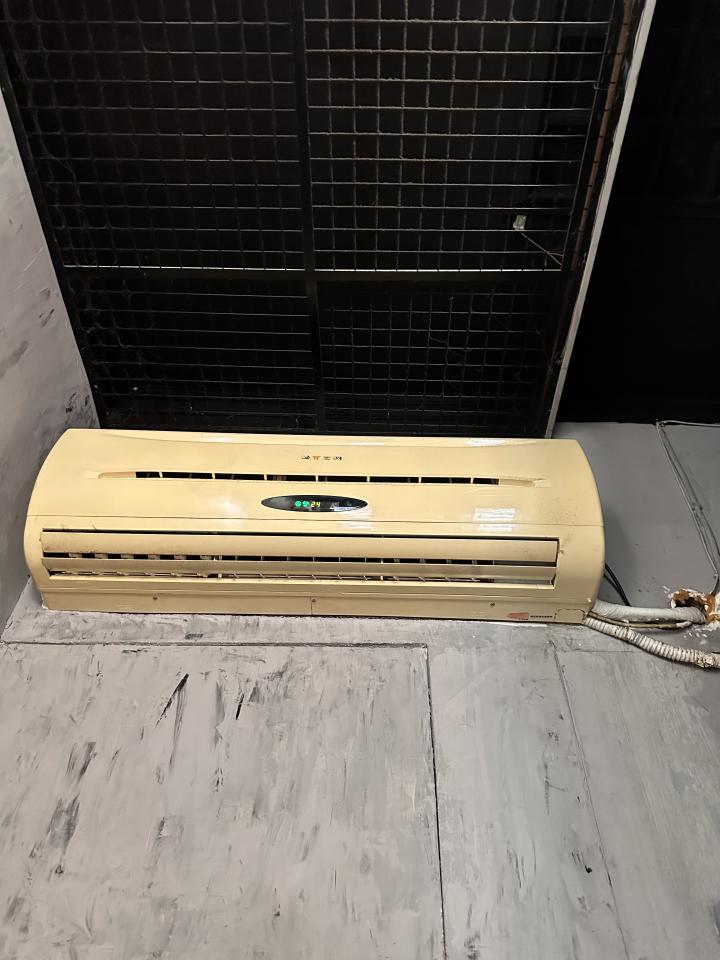 冷氣清洗案件圖片