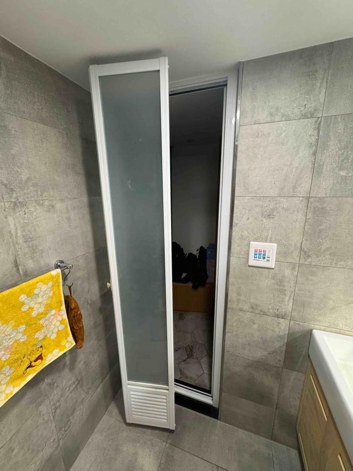 浴室門案件圖片