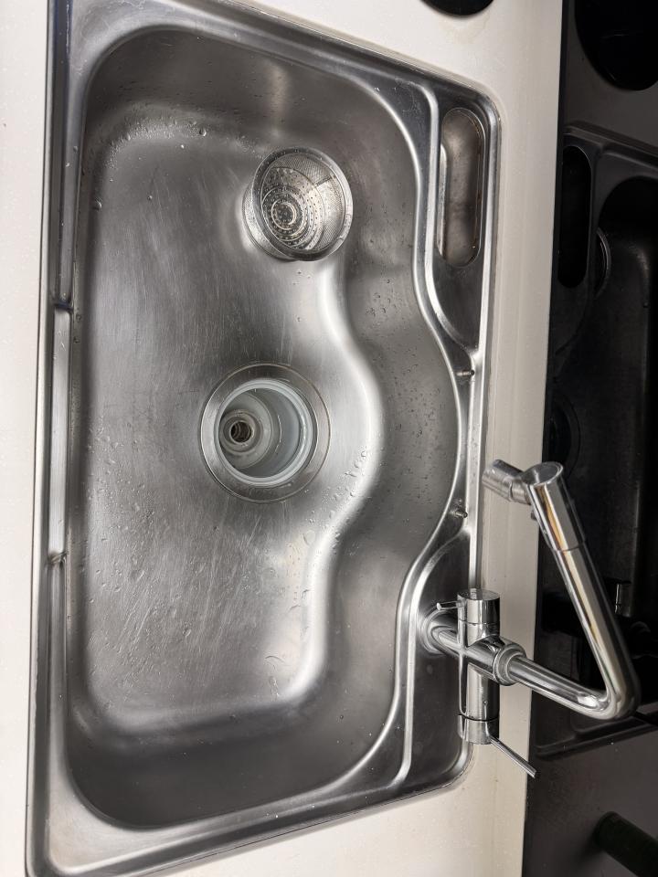 廚房水槽更換案件圖片