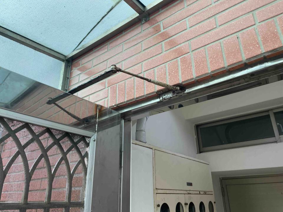 門片維修案件圖片