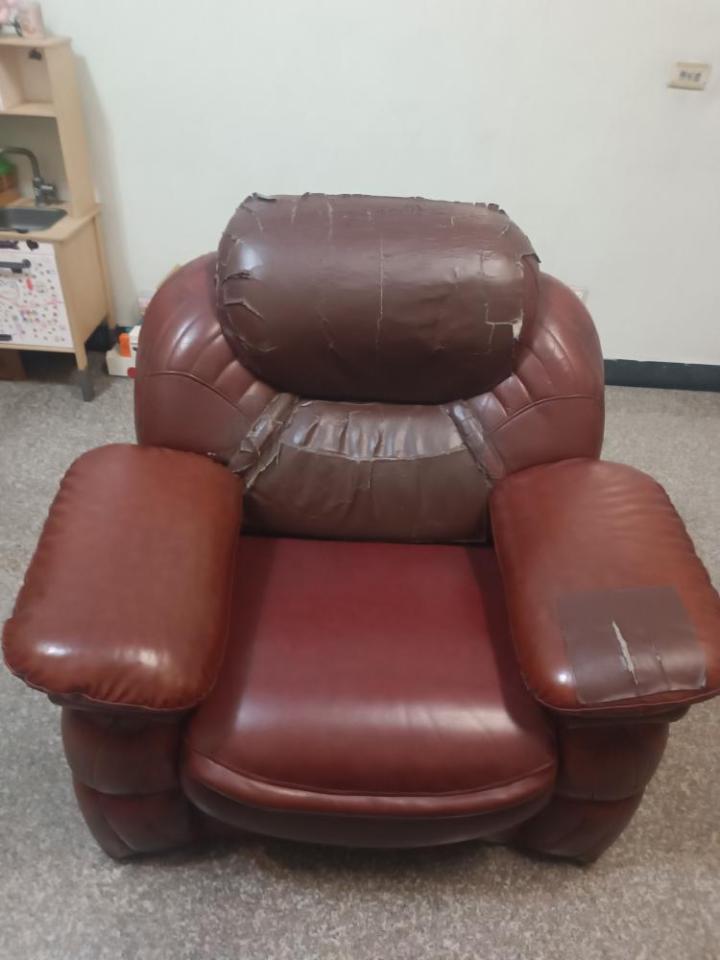 沙發修理案件圖片