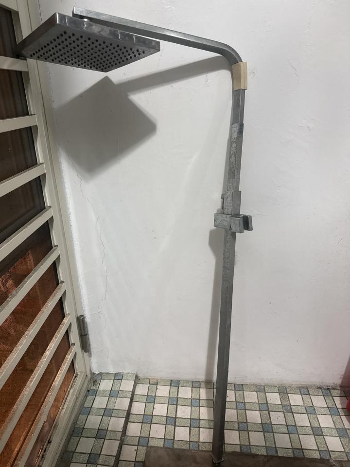 淋浴拉門安裝維修案件圖片