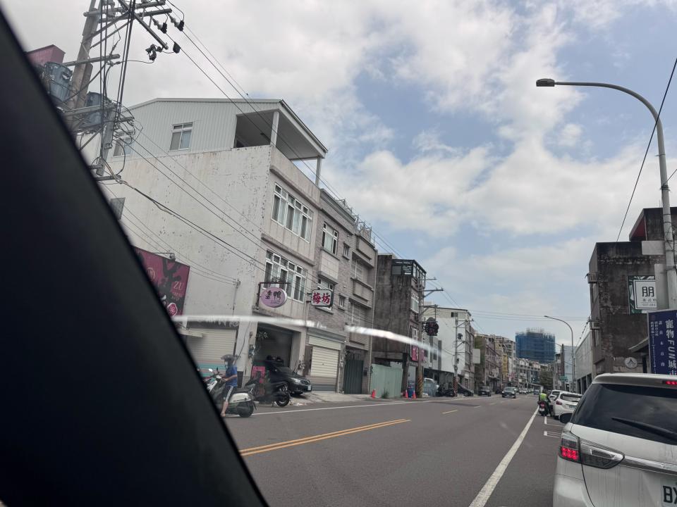 汽車玻璃修補案件圖片