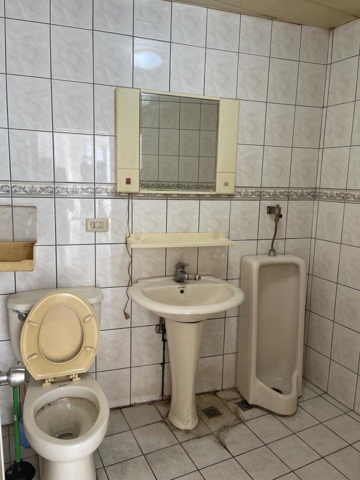 馬桶裝修案件圖片