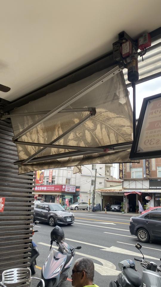 遮雨棚安裝案件圖片