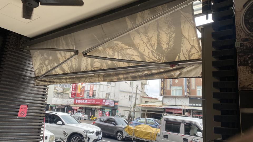 遮雨棚安裝案件圖片