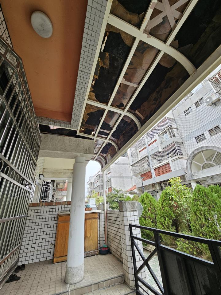 採光罩案件圖片