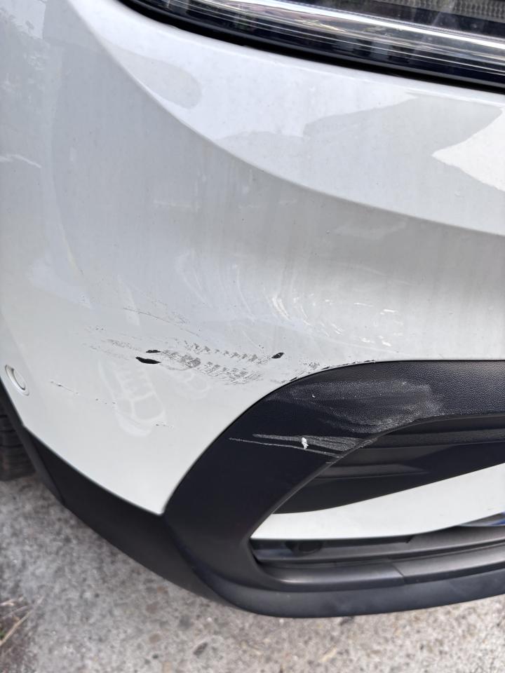 汽車板金烤漆案件圖片