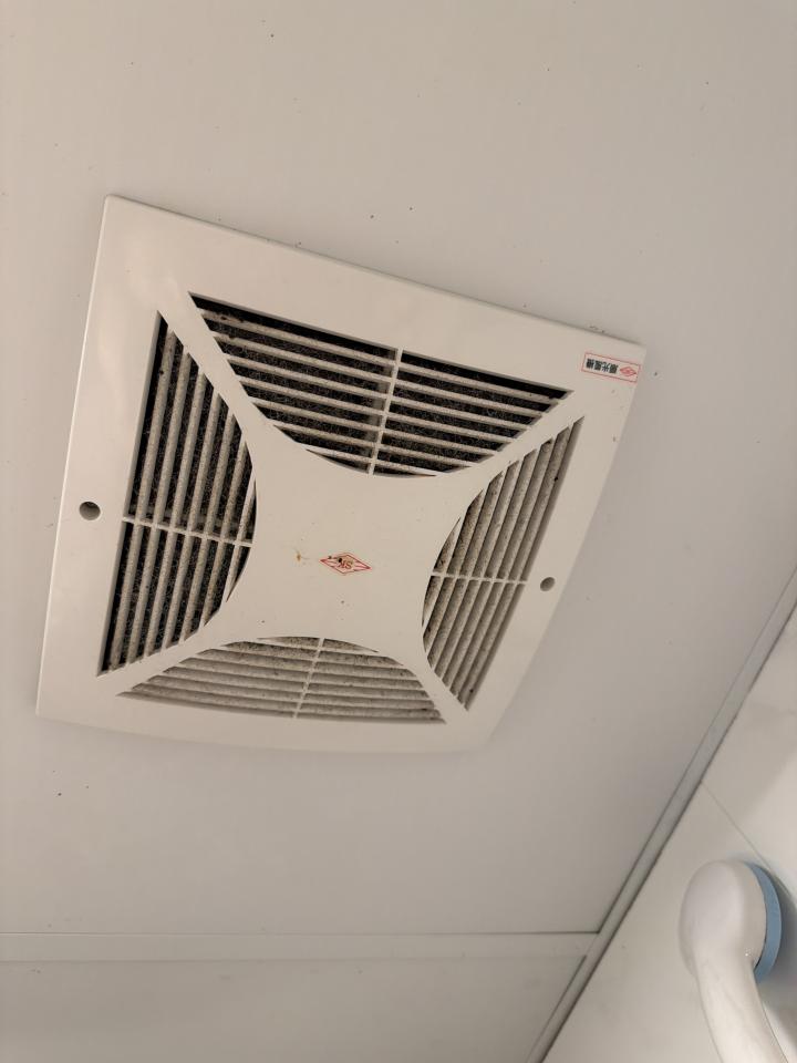 浴室抽風機清潔案件圖片