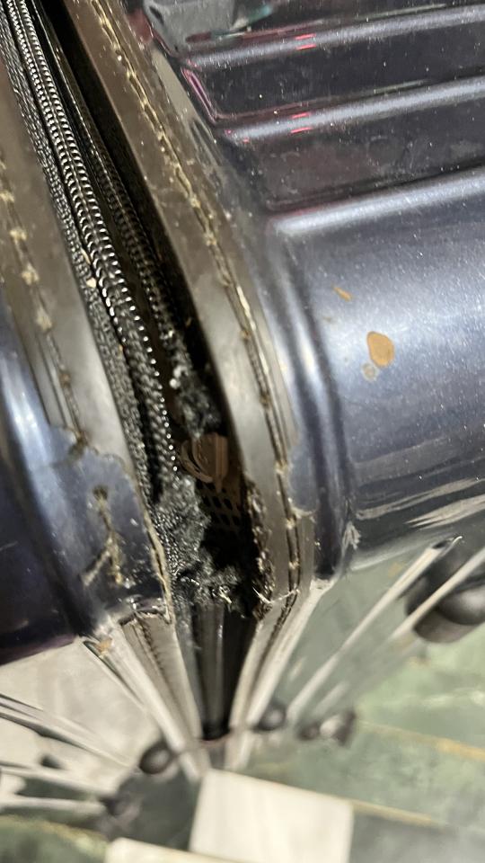 行李箱維修案件圖片