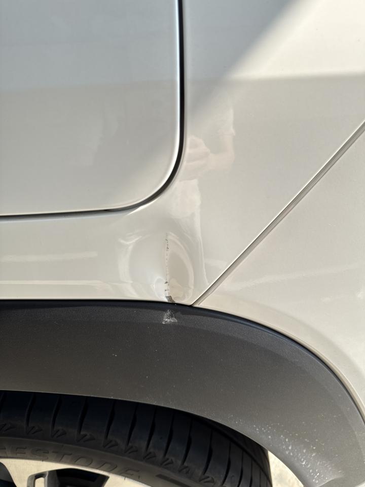 汽車板金烤漆案件圖片