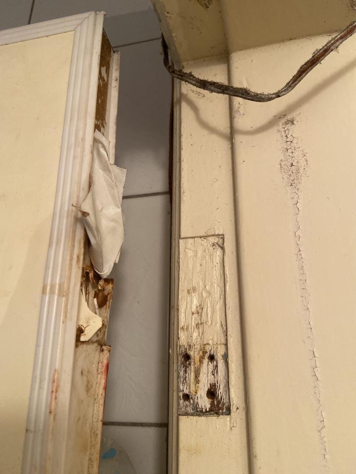 浴室門案件圖片