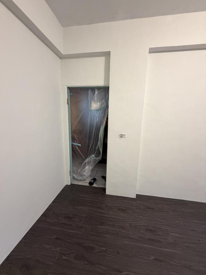 門片安裝案件圖片