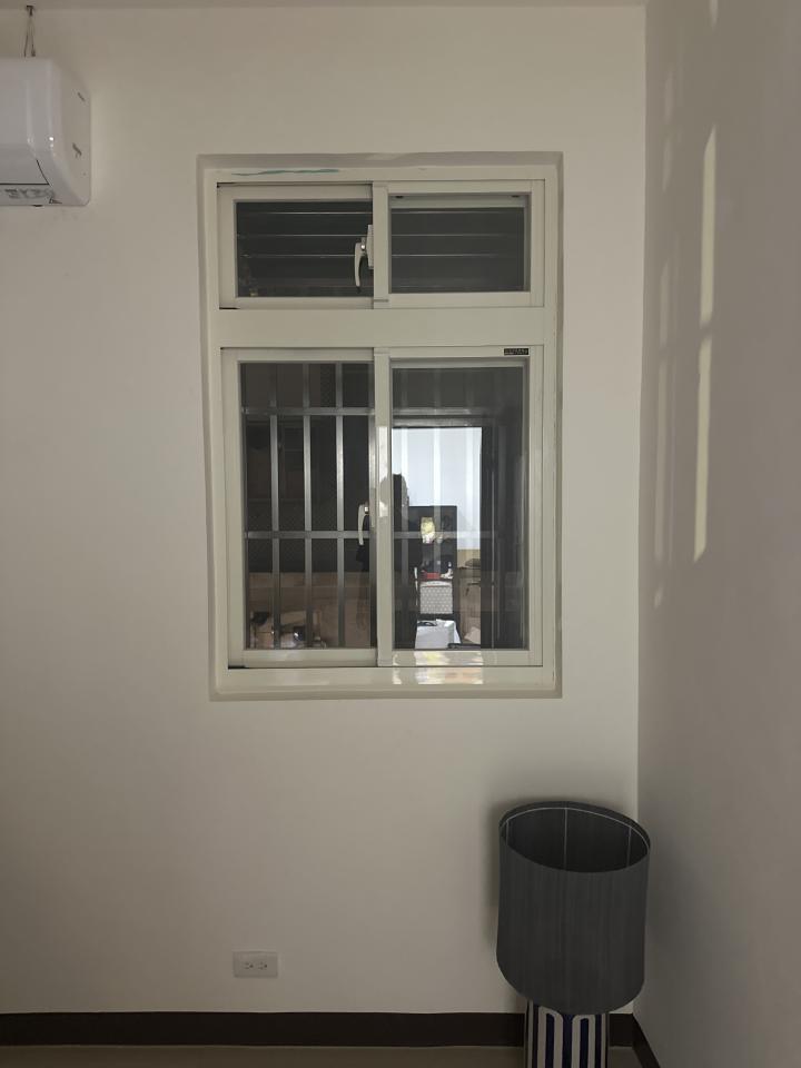 窗簾安裝維修案件圖片