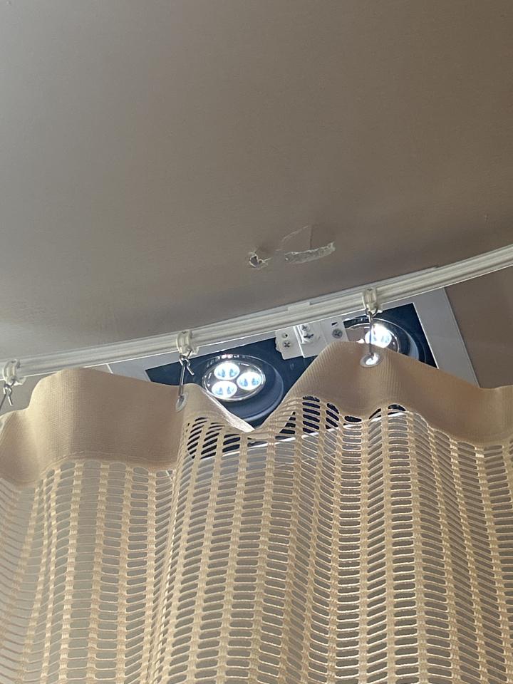 窗簾安裝維修案件圖片