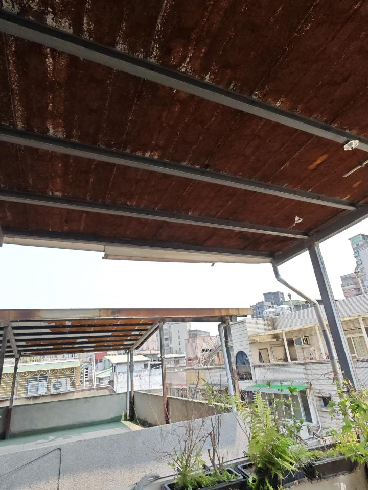 鐵皮屋頂案件圖片