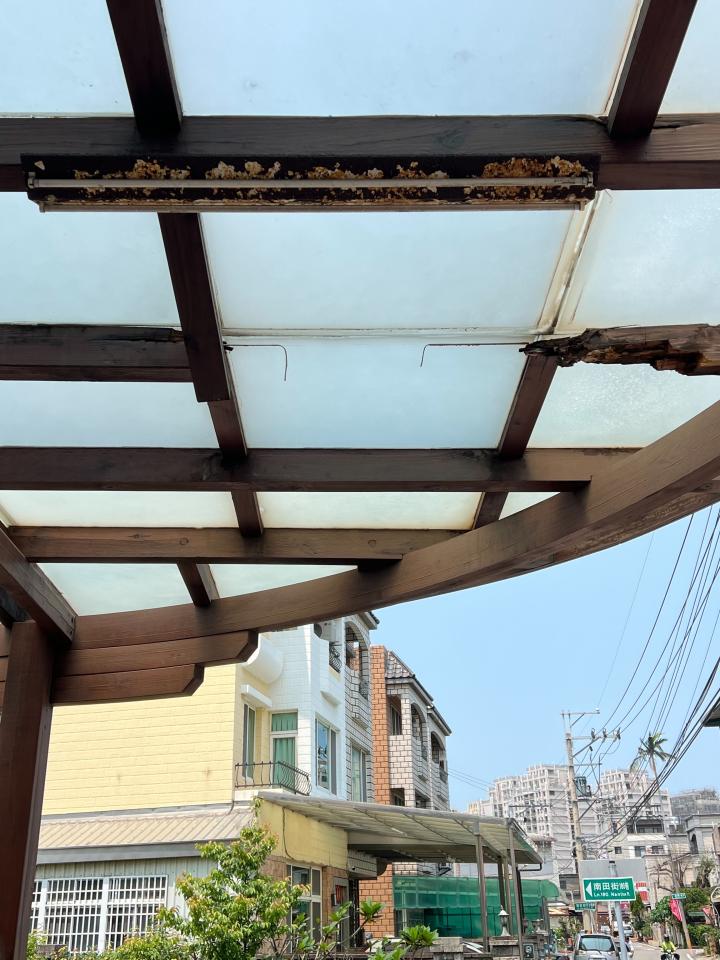 採光罩案件圖片