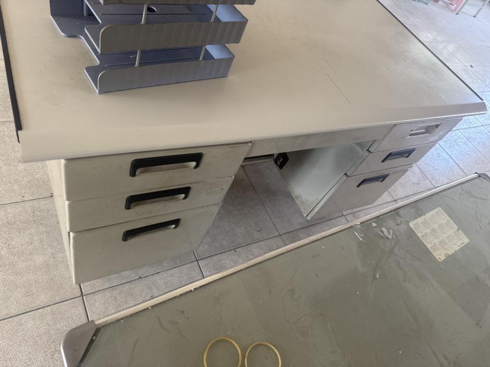 辦公家具回收案件圖片