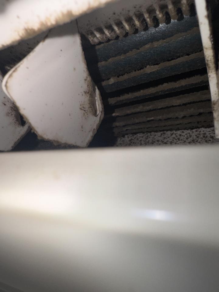 冷氣清洗案件圖片