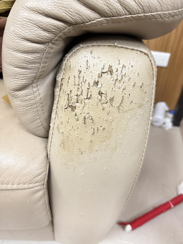 沙發修理案件圖片