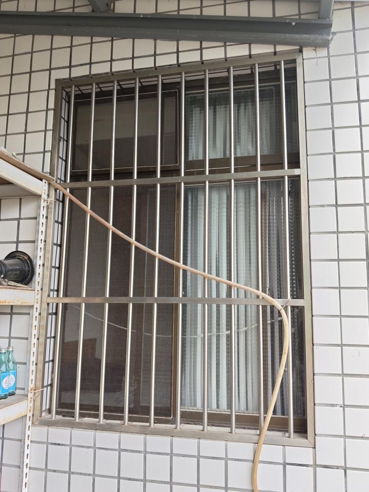 窗戶維修案件圖片