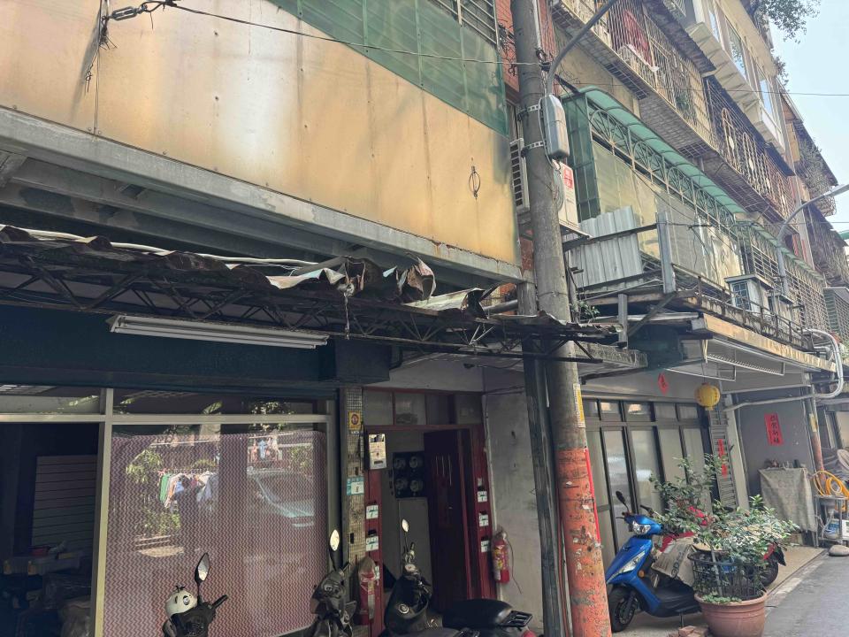 鐵皮屋頂案件圖片