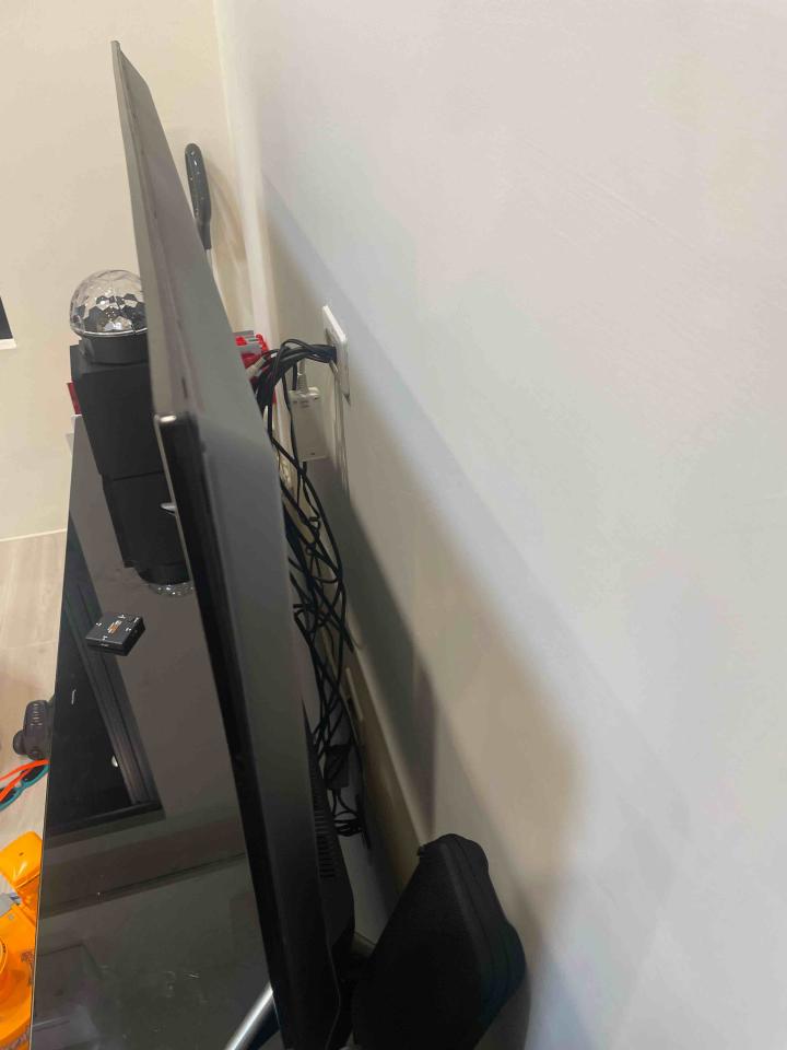 電視壁掛架安裝案件圖片