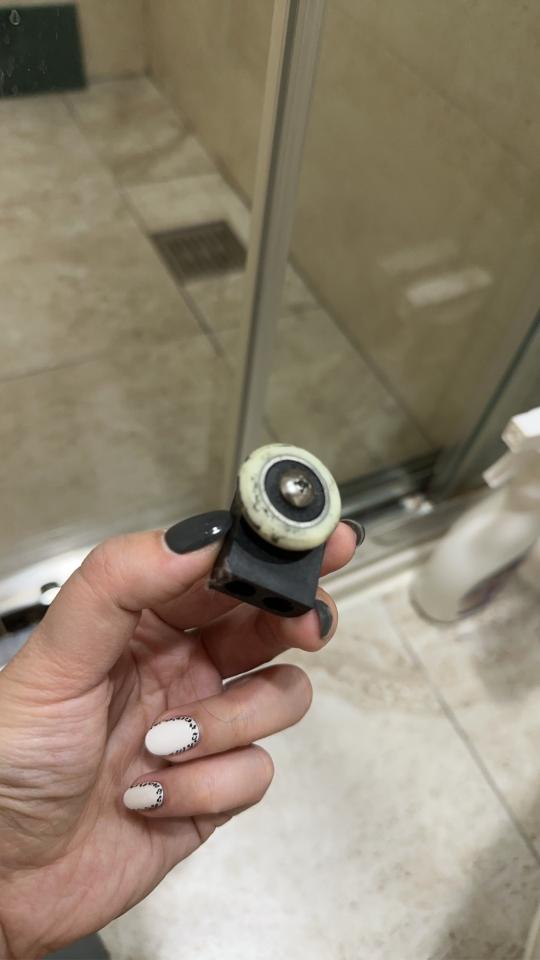 浴室門案件圖片