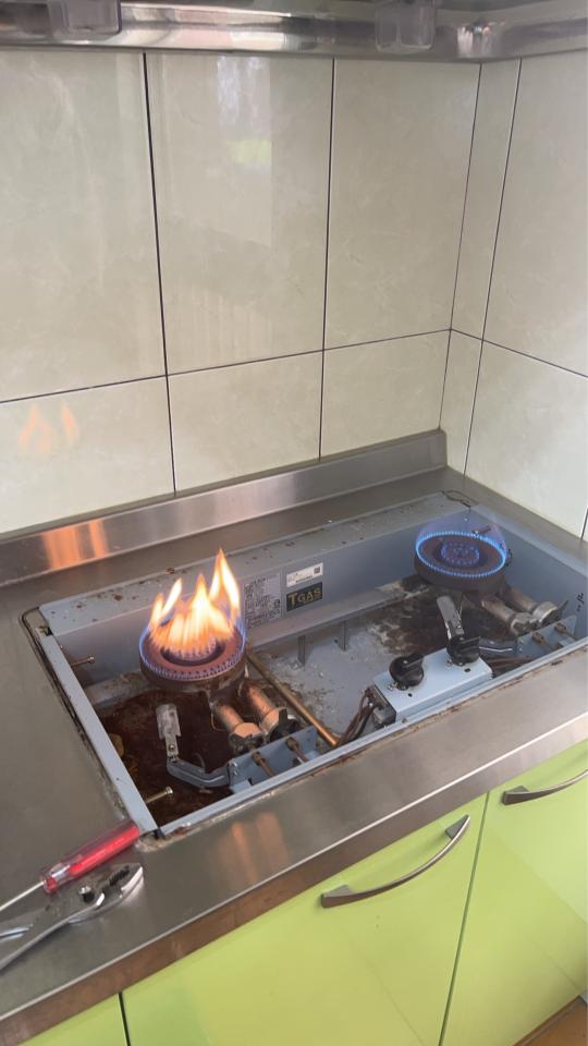 瓦斯爐安裝維修案件圖片