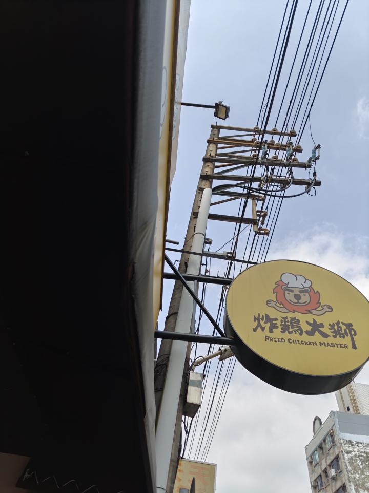 遮雨棚安裝案件圖片