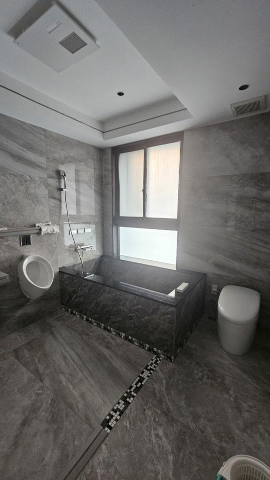 淋浴拉門安裝維修案件圖片