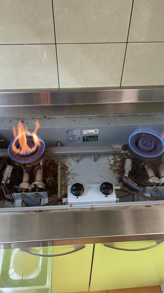 瓦斯爐安裝維修案件圖片