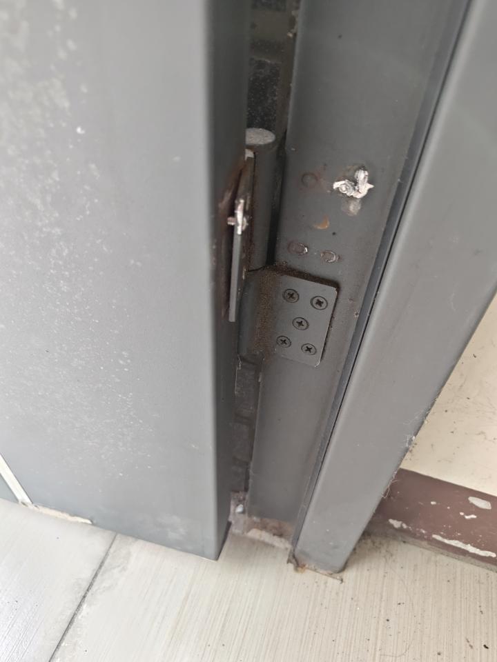 門片維修案件圖片