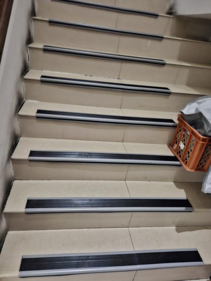 地板止滑案件圖片