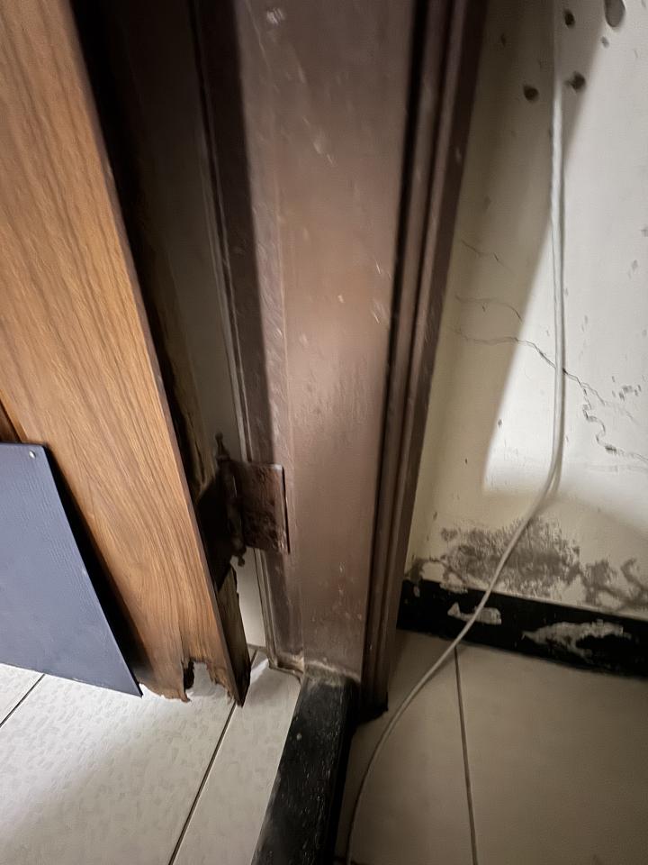 浴室門案件圖片