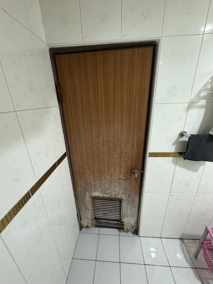 浴室門案件圖片