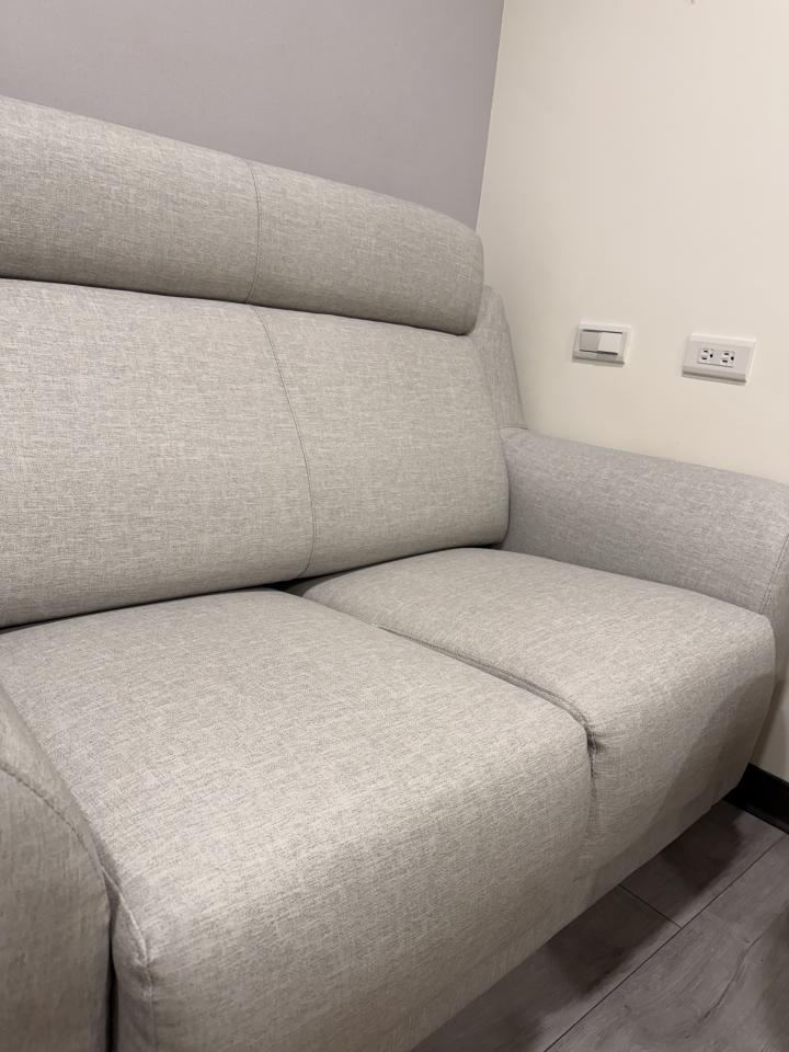 沙發修理案件圖片