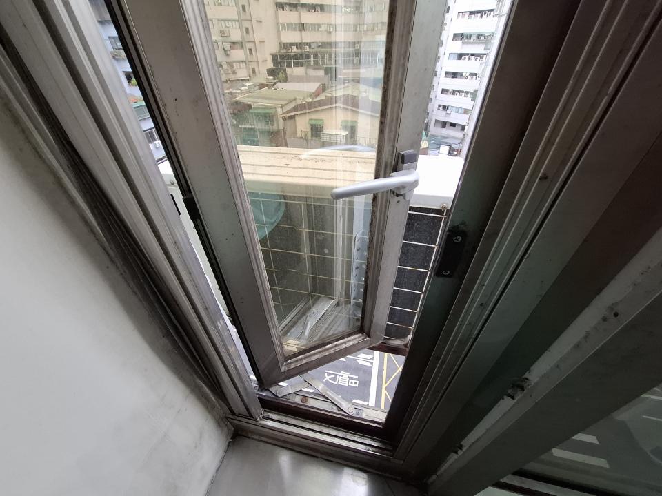 冷氣維修保養案件圖片