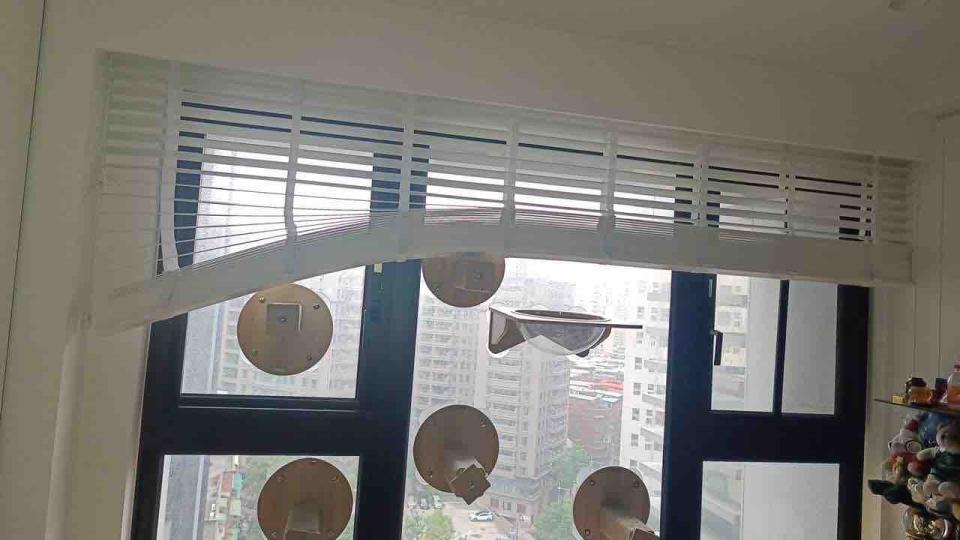 窗簾安裝維修案件圖片